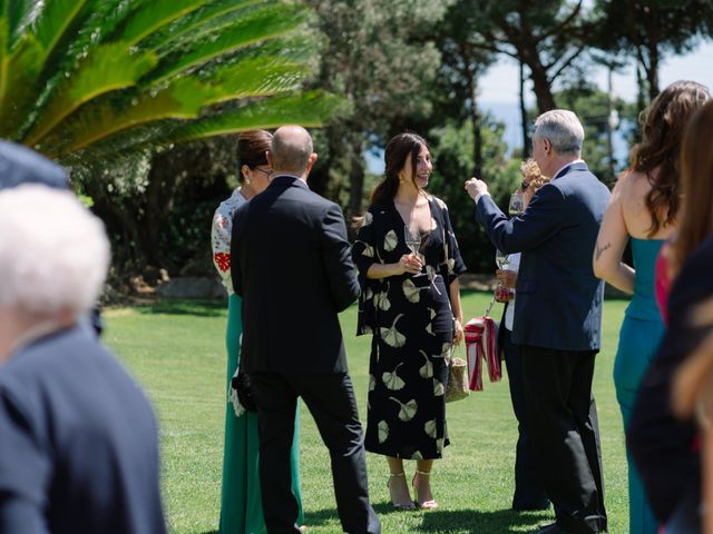 La boda de Marc y Teresa en Premia De Dalt, Barcelona 54