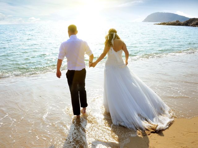 La boda de Rubén   y Sarah  en Castell-platja D&apos;aro, Girona 37