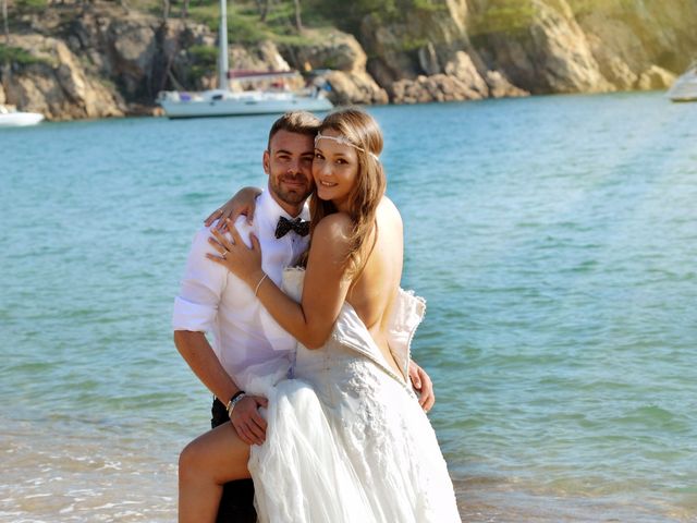 La boda de Rubén   y Sarah  en Castell-platja D&apos;aro, Girona 38
