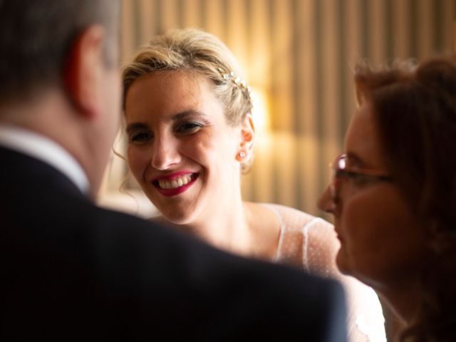 La boda de Gianlluca y Irene en Oviedo, Asturias 5