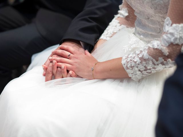 La boda de Gianlluca y Irene en Oviedo, Asturias 18