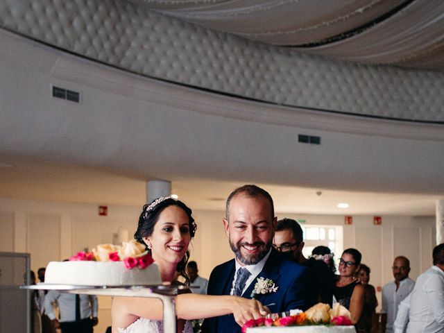La boda de Ricardo y Miriam en L&apos; Alcúdia, Valencia 83