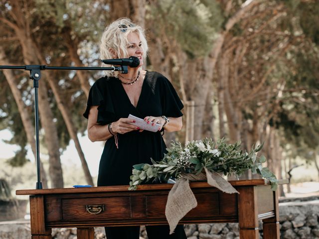 La boda de Carlos y Mireia en El Vendrell, Tarragona 42