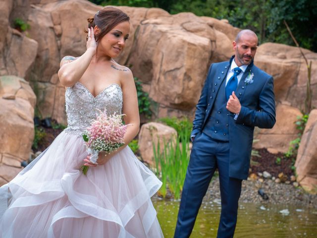 La boda de Frank y Evelyn en Sant Fost De Campsentelles, Barcelona 36