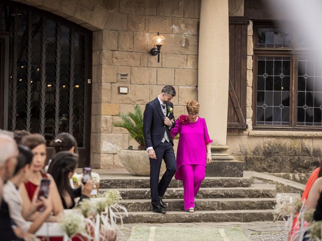 La boda de Sergio y Gemma en Castellar Del Valles, Barcelona 32