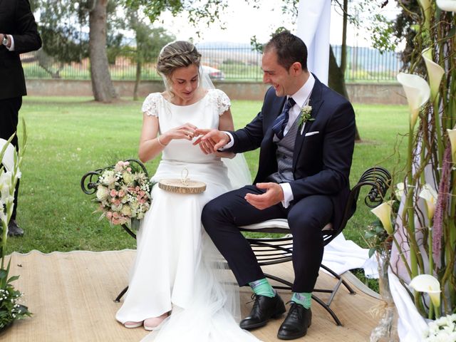 La boda de Javier y Begoña en Navarrete, La Rioja 19