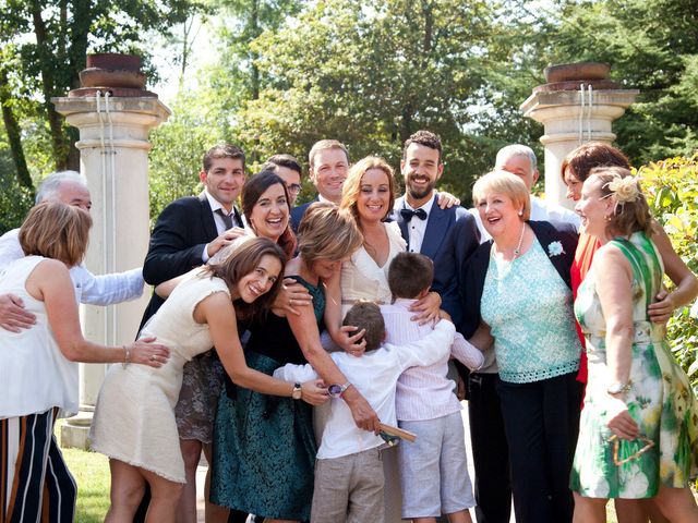 La boda de Álvaro y Paula en La Manjoya, Asturias 33