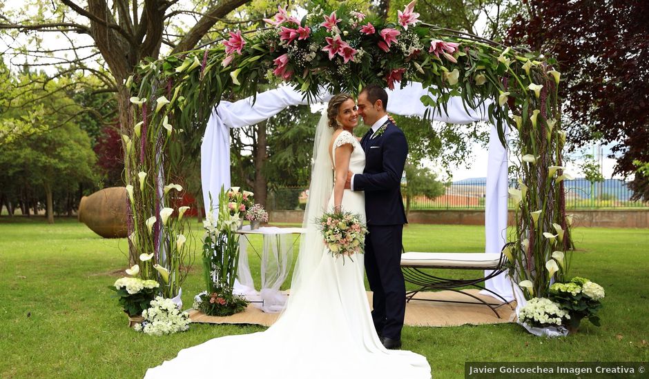 La boda de Javier y Begoña en Navarrete, La Rioja