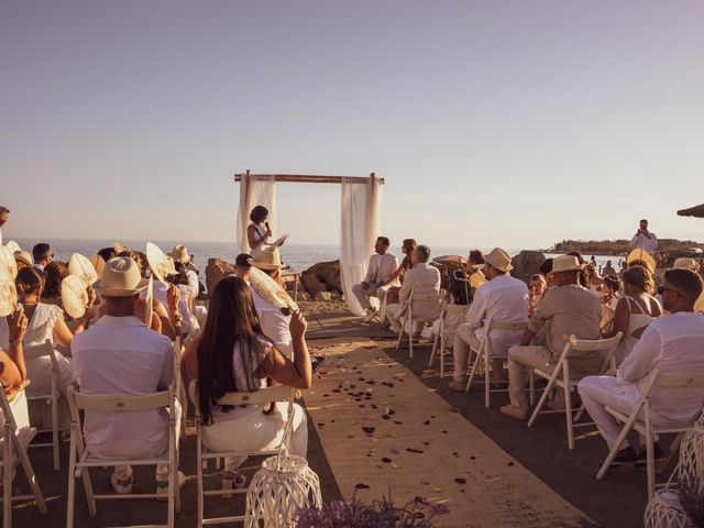 La boda de Paul y Carolina en Torre Del Mar, Málaga 46