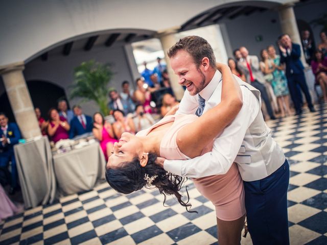 La boda de Jose y Karla en Madrid, Madrid 111