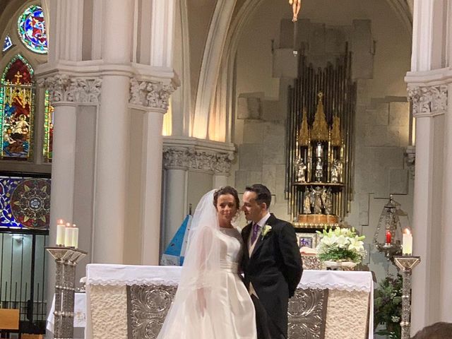 La boda de Antonio y Verónica en Madrid, Madrid 13