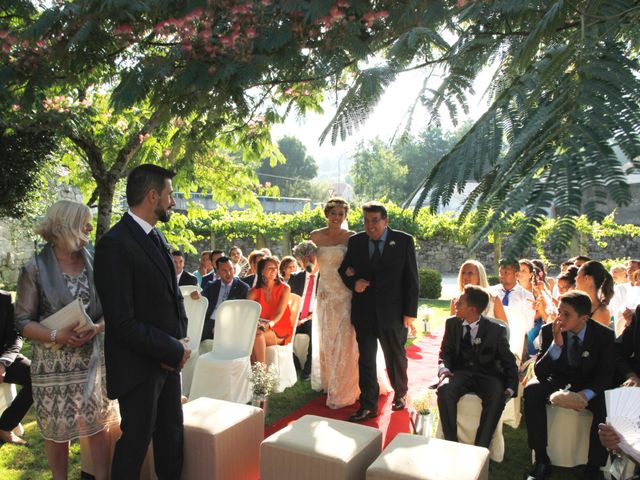 La boda de Lorenzo y Aida en Redondela, Pontevedra 42
