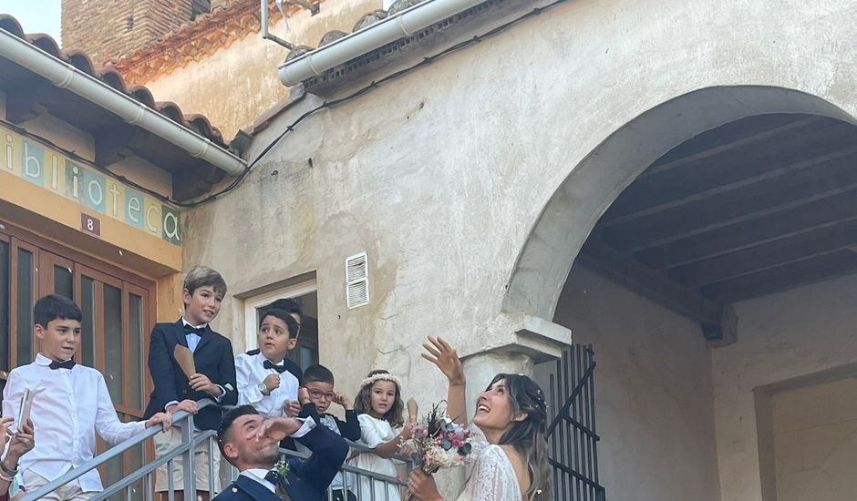 La boda de Carlos y Carmen en Matallana De Valmadrigal, León