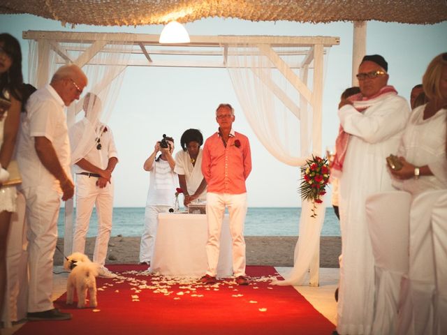 La boda de Bruno y Milene en Estepona, Málaga 13