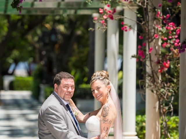 La boda de Salvador y Nuria  en Cádiz, Cádiz 3