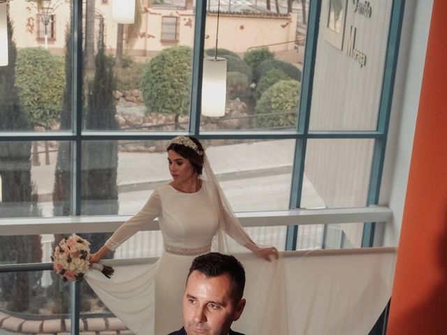 La boda de Beatriz y Ricardo en Alhaurin De La Torre, Málaga 28