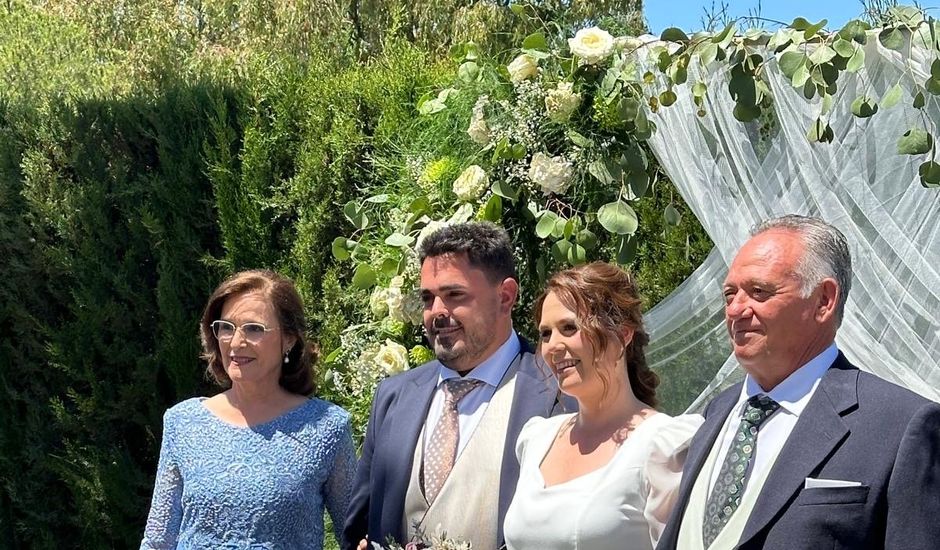 La boda de Beatriz y Alejandro en Granja De Torrehermosa, Badajoz