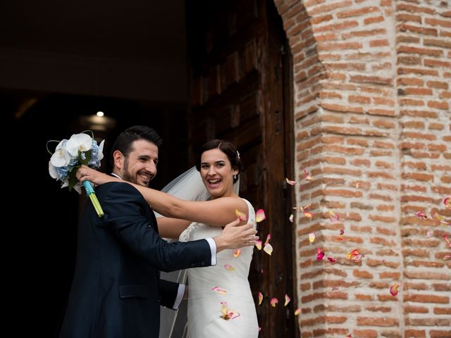 La boda de Juanjo y Lourdes en Valladolid, Valladolid 19