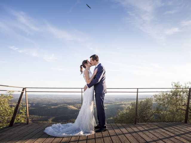 La boda de María José y Gustavo en Plasencia, Cáceres 33