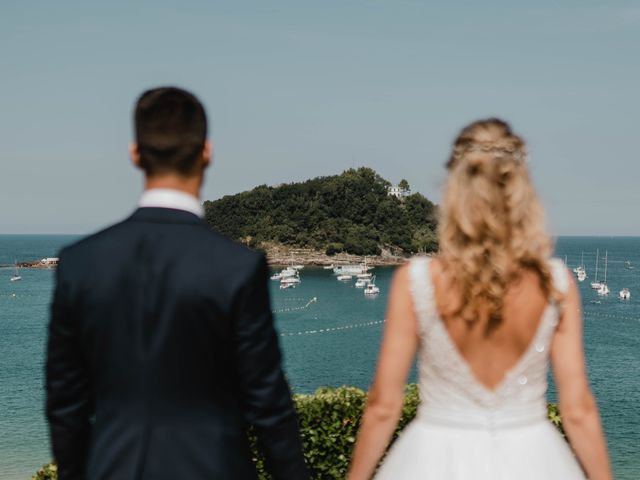 La boda de Javi y Miriam en Donostia-San Sebastián, Guipúzcoa 41