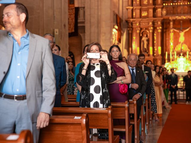 La boda de María Ángeles y Kiko en Granada, Granada 43