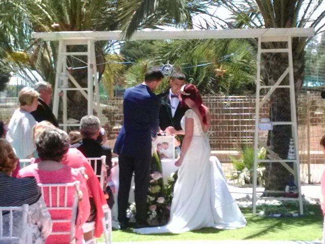 La boda de Canton  y Madel en Almería, Almería 2