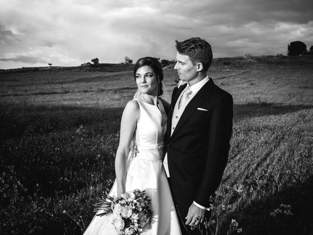 La boda de Connor y Teresa en Aranjuez, Madrid 21