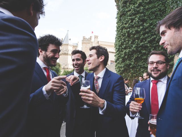 La boda de Jos y Idoia en Olite, Navarra 51