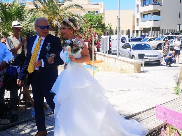 La boda de Ruben y Sofia  en La/villajoyosa Vila Joiosa, Alicante 6