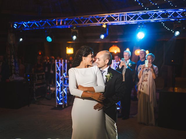 La boda de Alex y Laura en Sanlucar De Barrameda, Cádiz 34