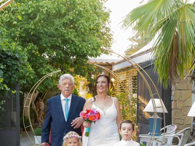 La boda de Víctor y Ana Isabel en Montilla, Córdoba 3