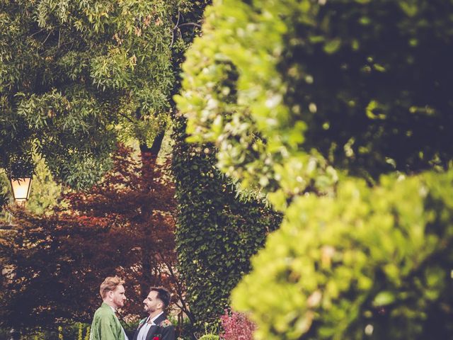 La boda de James y Carlos en Miraflores De La Sierra, Madrid 24