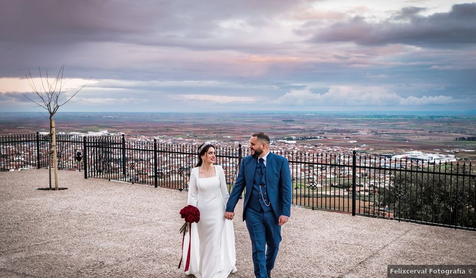 La boda de Victor y Alba en Villarrubia De Los Ojos, Ciudad Real