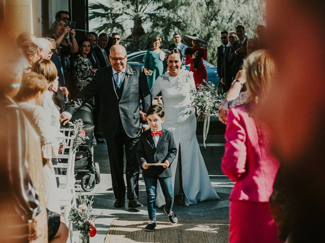 La boda de Javi y Charo en Espartinas, Sevilla 30