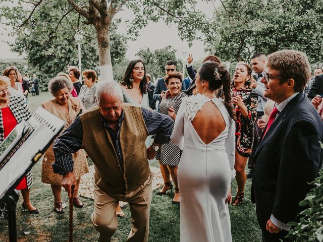 La boda de Javi y Charo en Espartinas, Sevilla 131