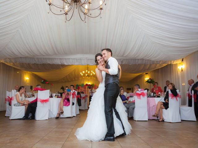 La boda de Oscar y Angela en Ourense, Orense 23