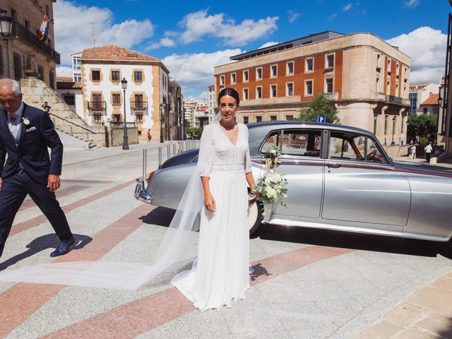 La boda de Mario y Sheila en Soria, Soria 37