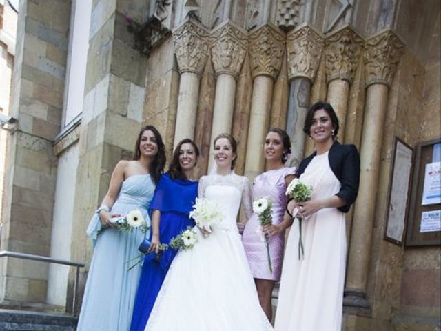 La boda de Elena y Quirino en La Felguera (Langreo), Asturias 28