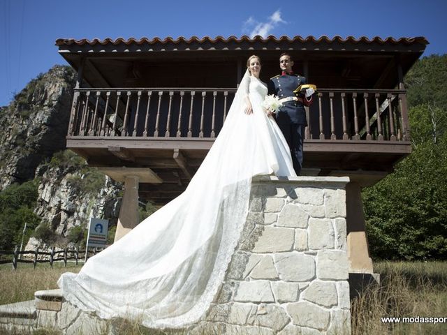 La boda de Elena y Quirino en La Felguera (Langreo), Asturias 29