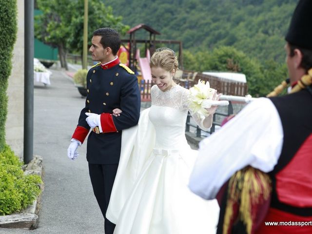 La boda de Elena y Quirino en La Felguera (Langreo), Asturias 35