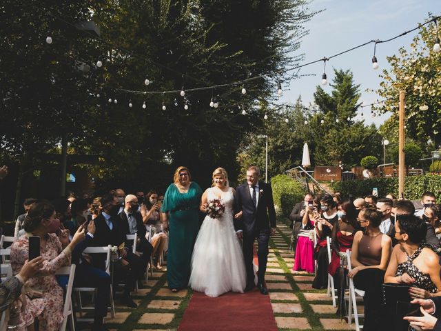 La boda de Nuria y Miguel en Igualada, Barcelona 3