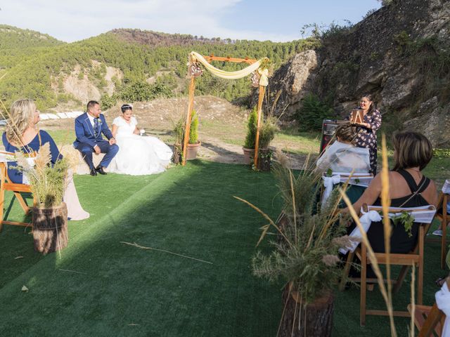 La boda de Aida y Kike en Narboneta, Cuenca 1