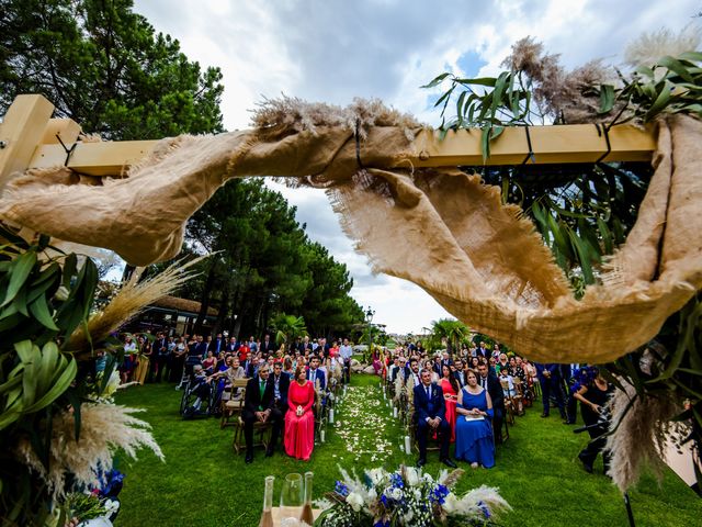 La boda de Jhona y Elena en Garray, Soria 33