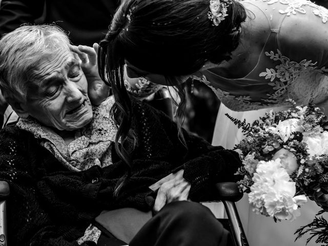 La boda de Jhona y Elena en Garray, Soria 42