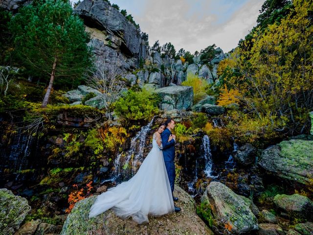 La boda de Jhona y Elena en Garray, Soria 50