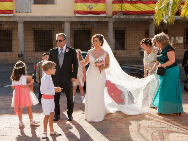 La boda de Raul y Tamara en Torrijos, Toledo 23