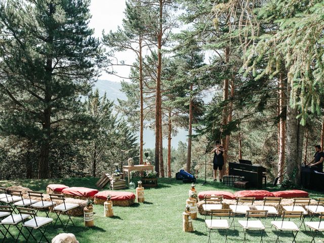 La boda de Raul y Lorena en Rascafria, Madrid 18