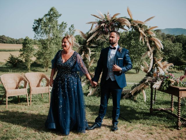 La boda de Victor y Laia en Besalu, Girona 52