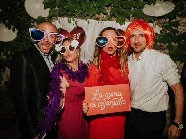 La boda de Victor y Laia en Besalu, Girona 181