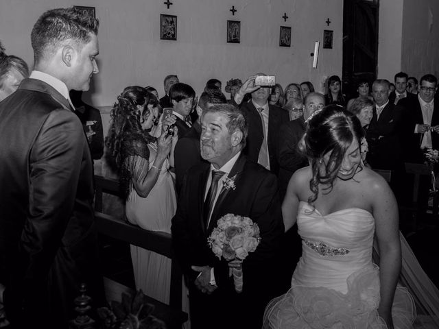 La boda de Miqueas y Soledad en Albelda De Iregua, La Rioja 19